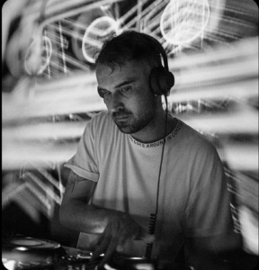 ReveR – David Bordalás – Hannah Addams – Disconnekt Berlin – Casanova Bar Records – Techno Hypnotique – Techno Berlin – Ambient Techno – Groove Mental – Radio Show – Cave Carli Radio