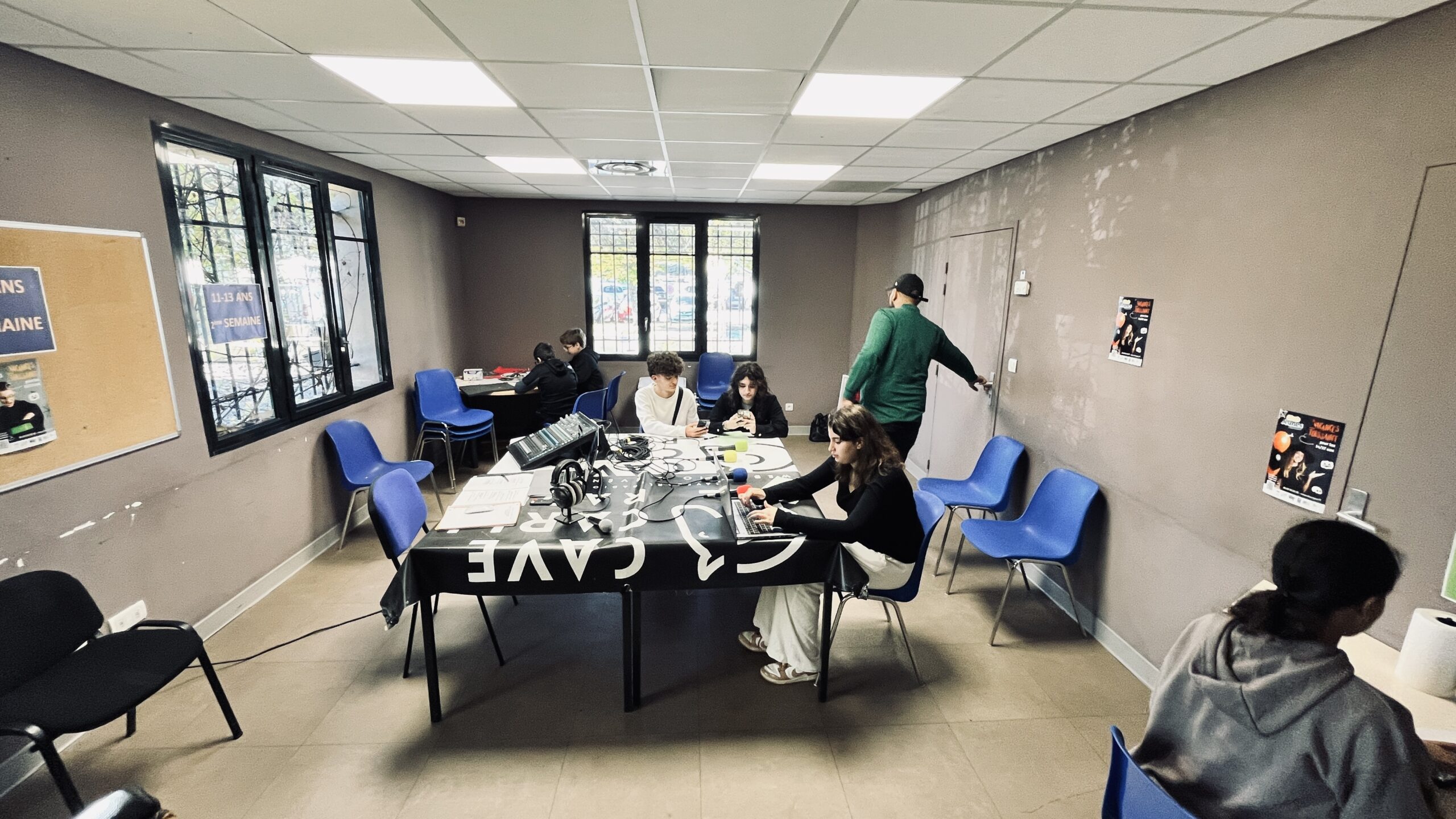 echo-des-possibles-cavecarliradio-clubjeune-radiojeune-atelierradio-hiphopculture-streetculture-podcastjeune-zizou-cavecarliradio