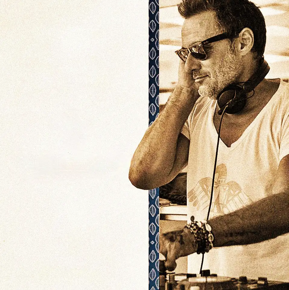 cavecarliradio-webradio-electro-provence-culture-sud-vaucluse-radio
